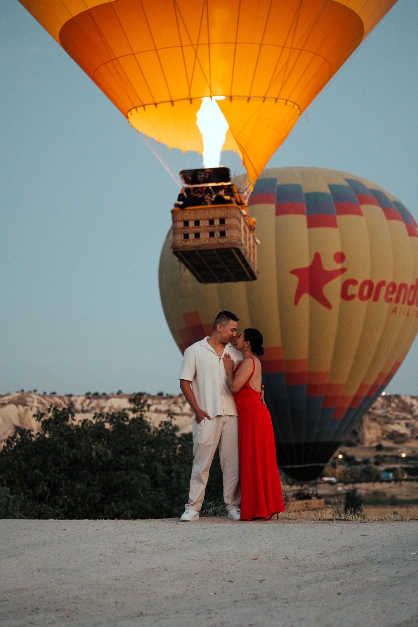 Tashna and Joshua in Cappadocia, engagement photo 3